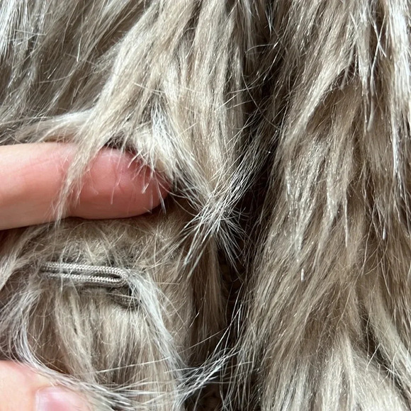 Debby Collection Faur Long Hair Animal Fur size XL Vest back sweater polyester - Picture 4 of 8